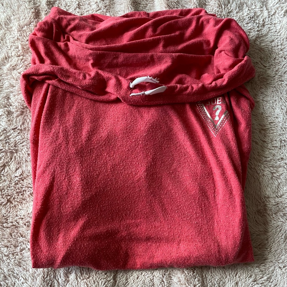 GUESS Sweater
